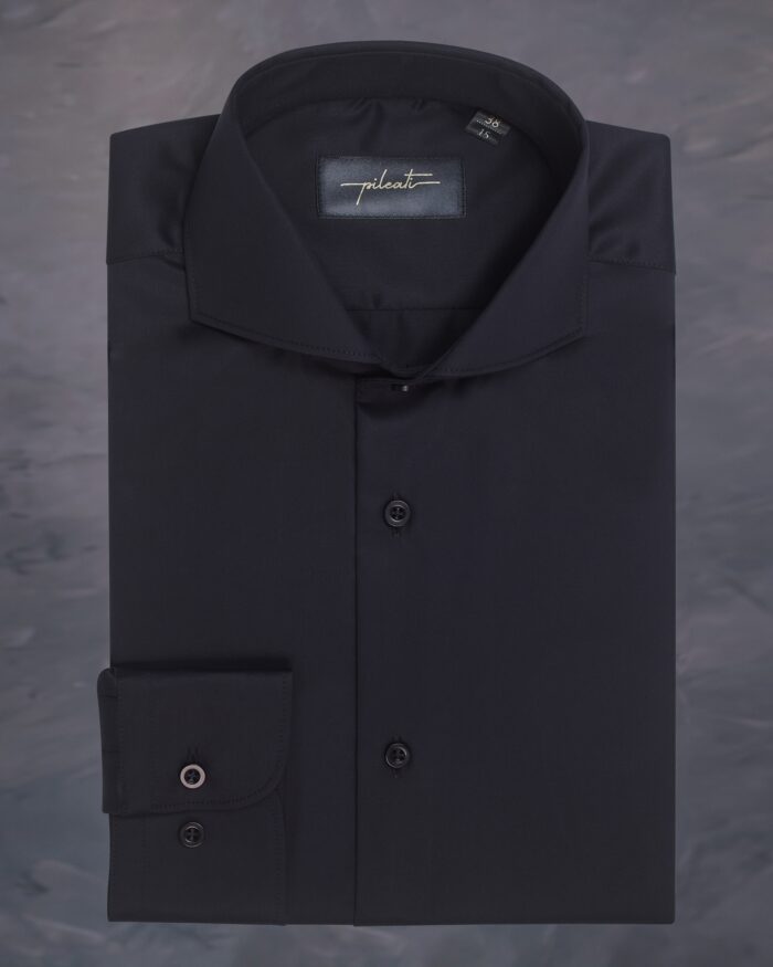 Camasa Neagra pentru barbati cu mansete simple din colectia de camasi negre pentru barbati de la Gentlemen's Boutique