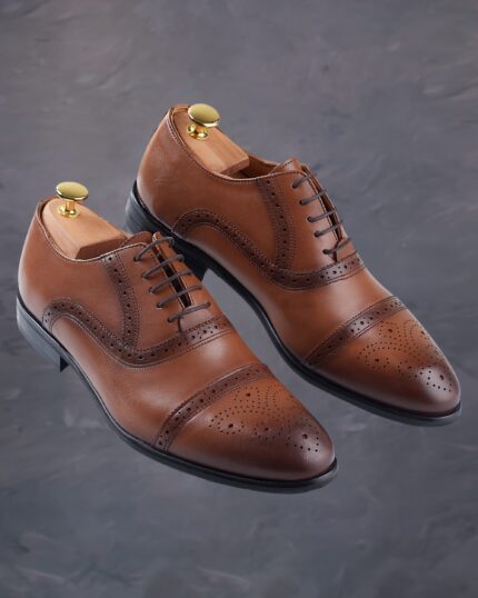 Pantofi Oxford din piele maro light pentru barbati din colectia de incaltaminte pentru barbati