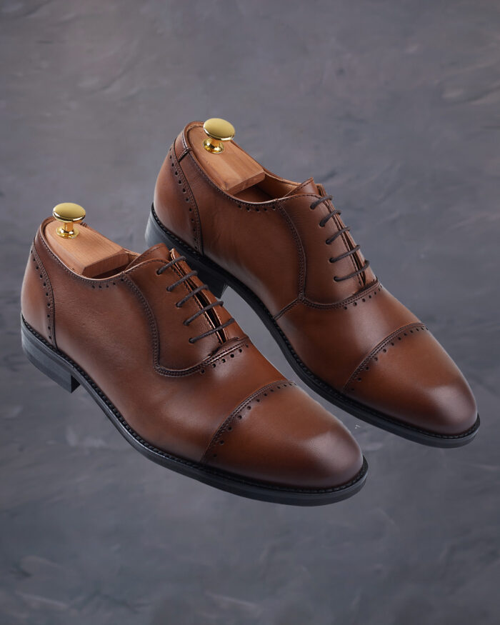 Pantofi Oxford cu siret din colectia de incaltaminte pentru barbati