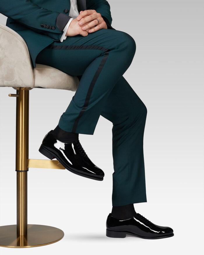 Pantaloni-De-Ceremonie-Cu-Vipusca-Din-Stofa-Verde-Smarald-Zignone-Talie-Si-Detalii-Matase-